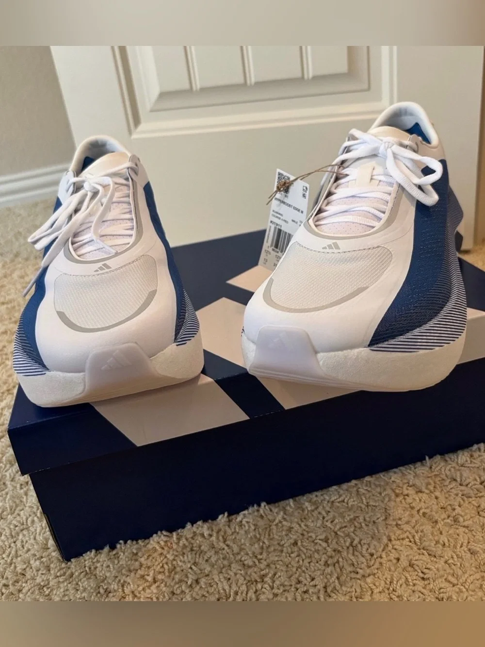 adidas Hyperboost Edge M Running Shoes